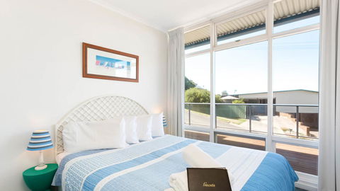 Victor Apartments - Australian Directory 23