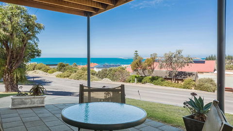 Victor Apartments - Australian Directory 10
