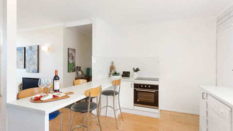 Victor Apartments - Australian Directory 17
