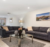 Close to City - Spacious 3 Bedroom Townhouse - Australian Directory