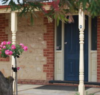 Jacaranda Cottage - Australian Directory