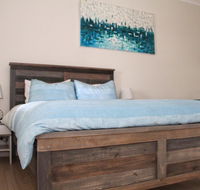 Smugglers Inn Studio Apartments - Australian Directory