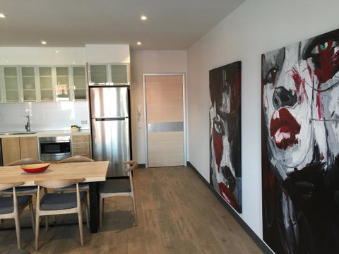 Semaphore Splash Apartments - Australian Directory 8