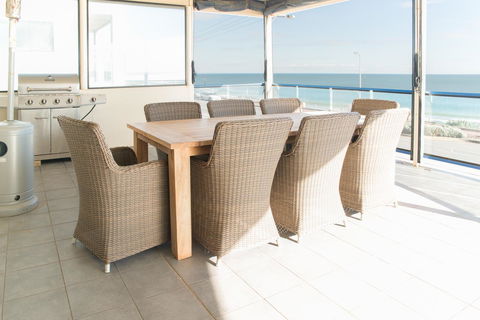Seaview Sunset Holiday Apartments - Australian Directory 5