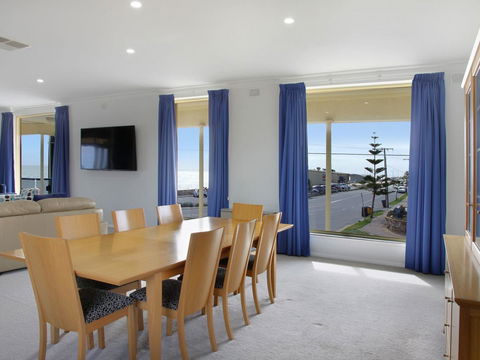 Seaview Sunset Holiday Apartments - Australian Directory 28