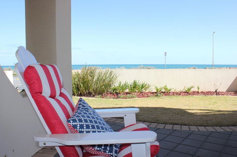 Seaview Sunset Holiday Apartments - Australian Directory 19