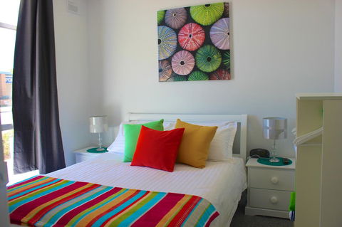 Seaview Sunset Holiday Apartments - Australian Directory 16