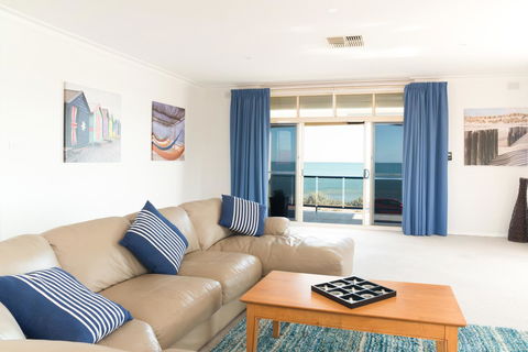 Seaview Sunset Holiday Apartments - Australian Directory 0