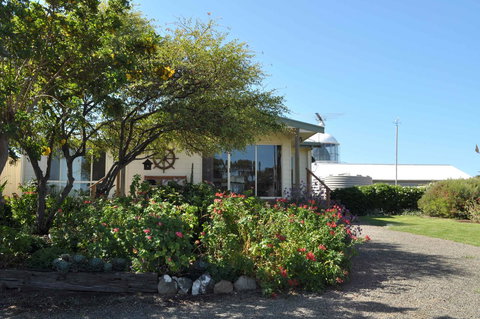 Admirals Inn - Australian Directory 29