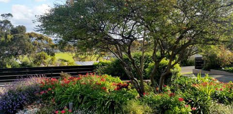 Admirals Inn - Australian Directory 8