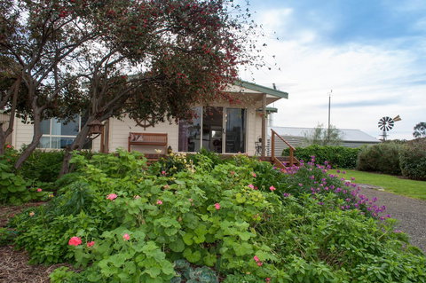 Admirals Inn - Australian Directory 6