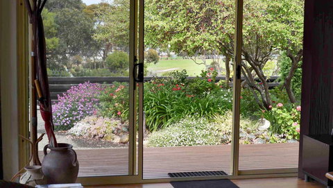 Admirals Inn - Australian Directory 16