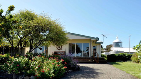 Admirals Inn - Australian Directory 3