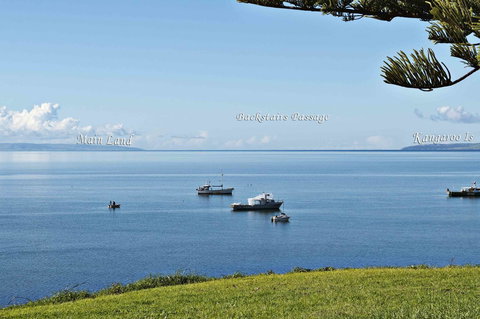 Admirals Inn - Australian Directory 38