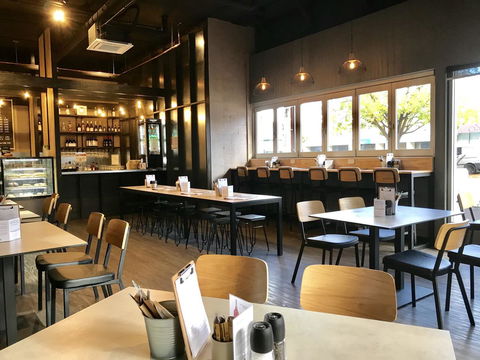 The Palms Apartments - Australian Directory 13