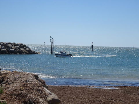 Selene Holiday Apartment @West Beach - Australian Directory 11