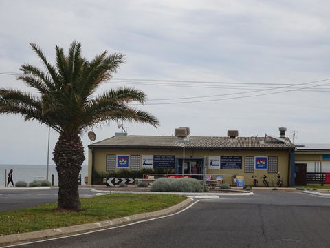 Selene Holiday Apartment @West Beach - Australian Directory 14