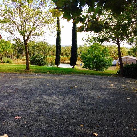 STUDIO ECHUNGA Adelaide Hills - Australian Directory 5