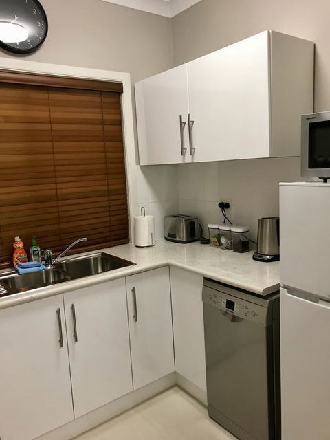 Rezare House Bed & Breakfast - Australian Directory 33