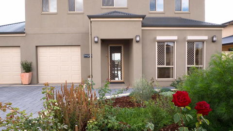 Rezare House Bed & Breakfast - Australian Directory 1
