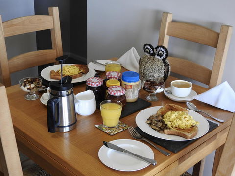 Rezare House Bed & Breakfast - Australian Directory 30