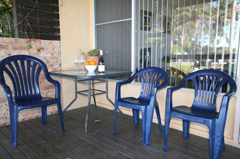 Lake Edge Apartments - Australian Directory 19