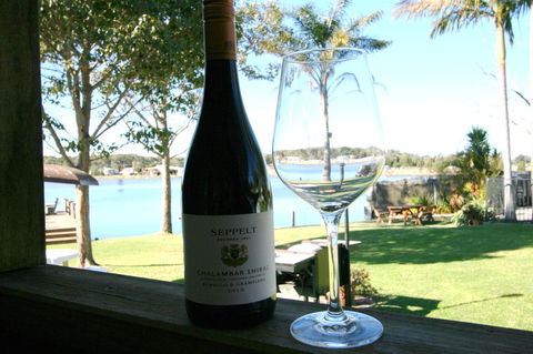 Lake Edge Apartments - Australian Directory 13