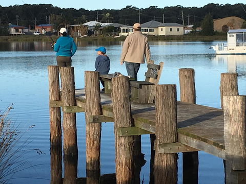 Lake Edge Apartments - Australian Directory 22