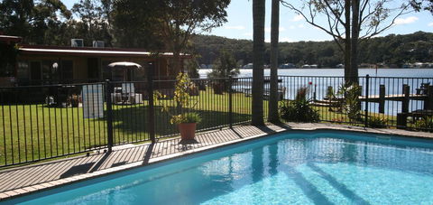 Lake Edge Apartments - Australian Directory 20