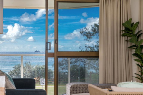 Bayview Beachfront Apartments, In Town Right On The Beach - Australian Directory 29