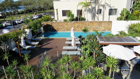 Bayview Beachfront Apartments, In Town Right On The Beach - Australian Directory 20