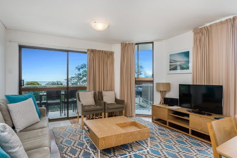 Bayview Beachfront Apartments, In Town Right On The Beach - Australian Directory 35