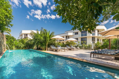 Bayview Beachfront Apartments, In Town Right On The Beach - Australian Directory 6