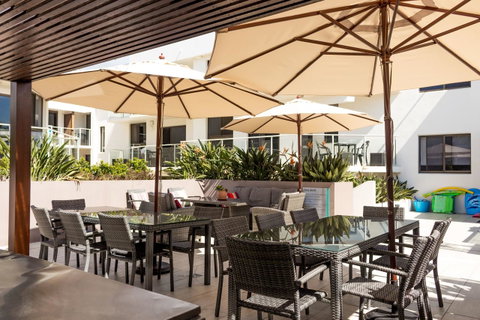 Bayview Beachfront Apartments, In Town Right On The Beach - Australian Directory 25