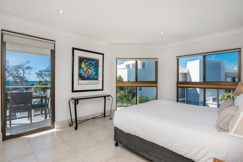 Bayview Beachfront Apartments, In Town Right On The Beach - Australian Directory 37