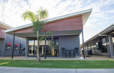 Paringa Resort - Australian Directory 8