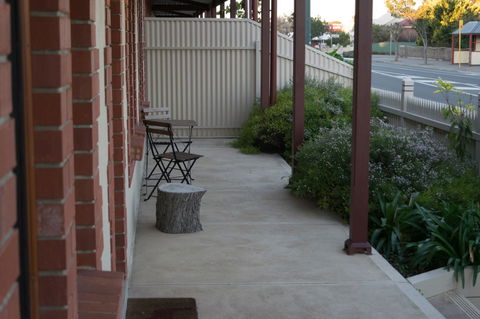 Longreach At Port Elliot - Australian Directory 3