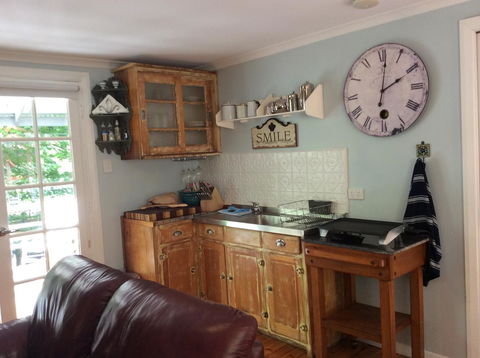 Aldgate Valley Bed And Breakfast - Australian Directory 29