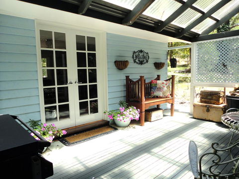 Aldgate Valley Bed And Breakfast - Australian Directory 5