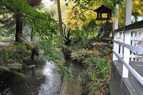 Aldgate Valley Bed And Breakfast - Australian Directory 20