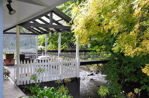 Aldgate Valley Bed And Breakfast - Australian Directory 33
