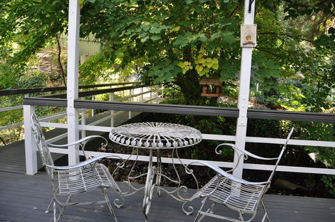 Aldgate Valley Bed And Breakfast - Australian Directory 19