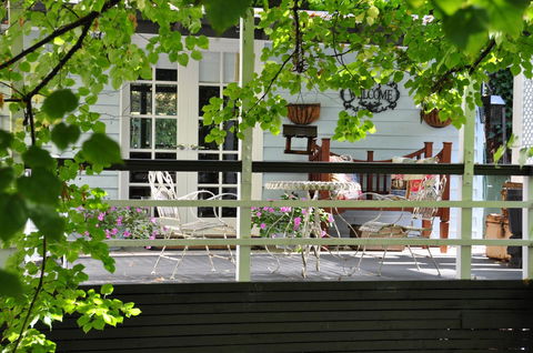 Aldgate Valley Bed And Breakfast - Australian Directory 4
