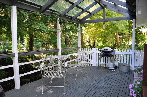 Aldgate Valley Bed And Breakfast - Australian Directory 16