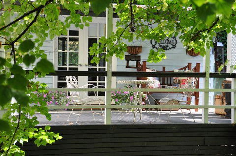 Aldgate Valley Bed And Breakfast - Australian Directory 3