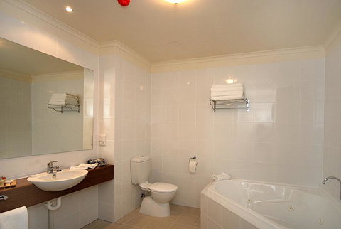 Lady Bay Hotel - Australian Directory 7