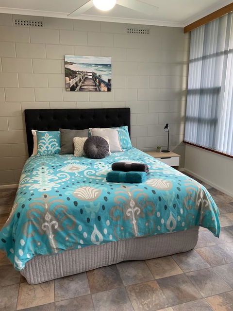 Longbeach Apartments - Australian Directory 2