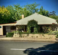 Oats Cottage - Australian Directory