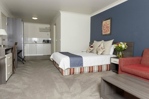 Bathurst Motor Inn - Australian Directory 11