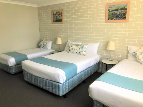 Bathurst Motor Inn - Australian Directory 14